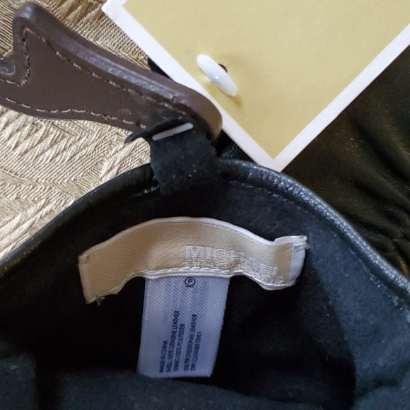 MICHAEL Michael Kors Leather Gloves - Picture 3 of 3